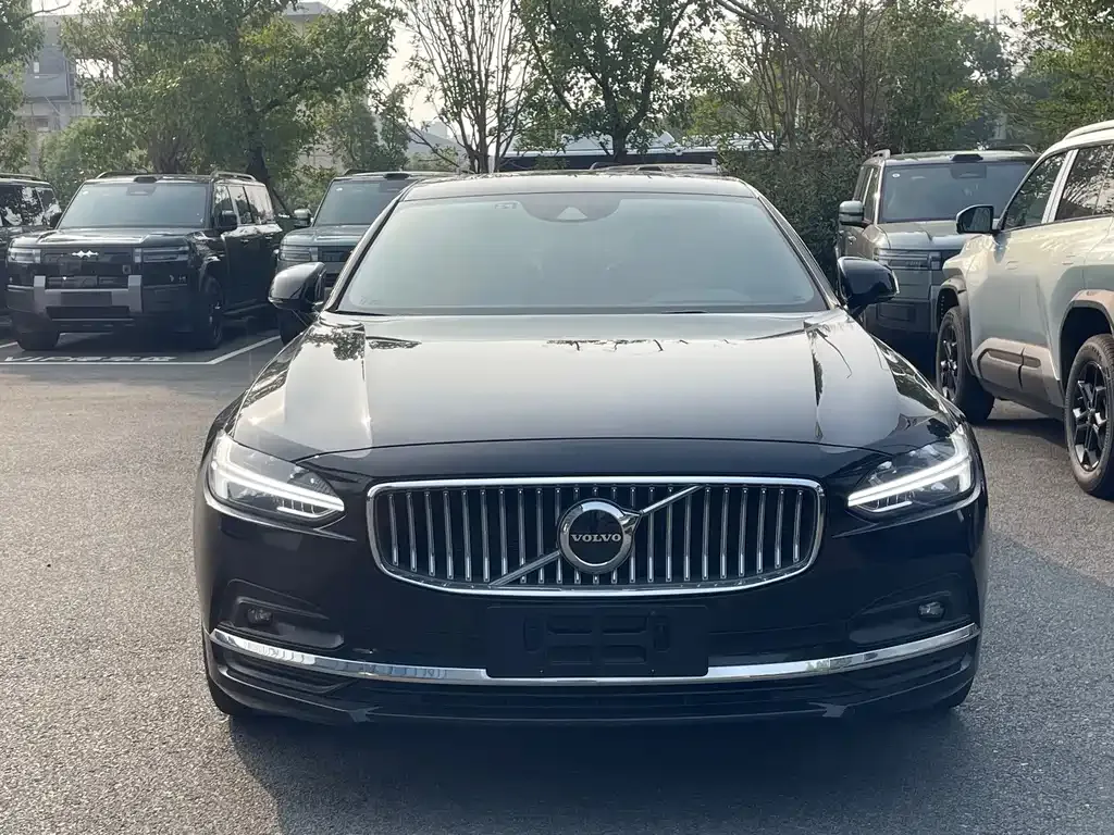 Volvo S90 — фото 7