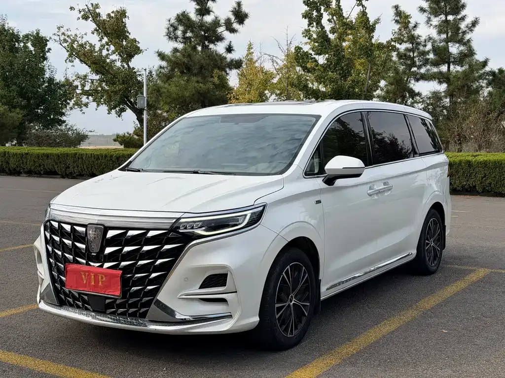 Roewe iMAX8 — фото 1