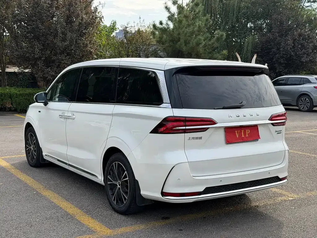 Roewe iMAX8 — фото 8