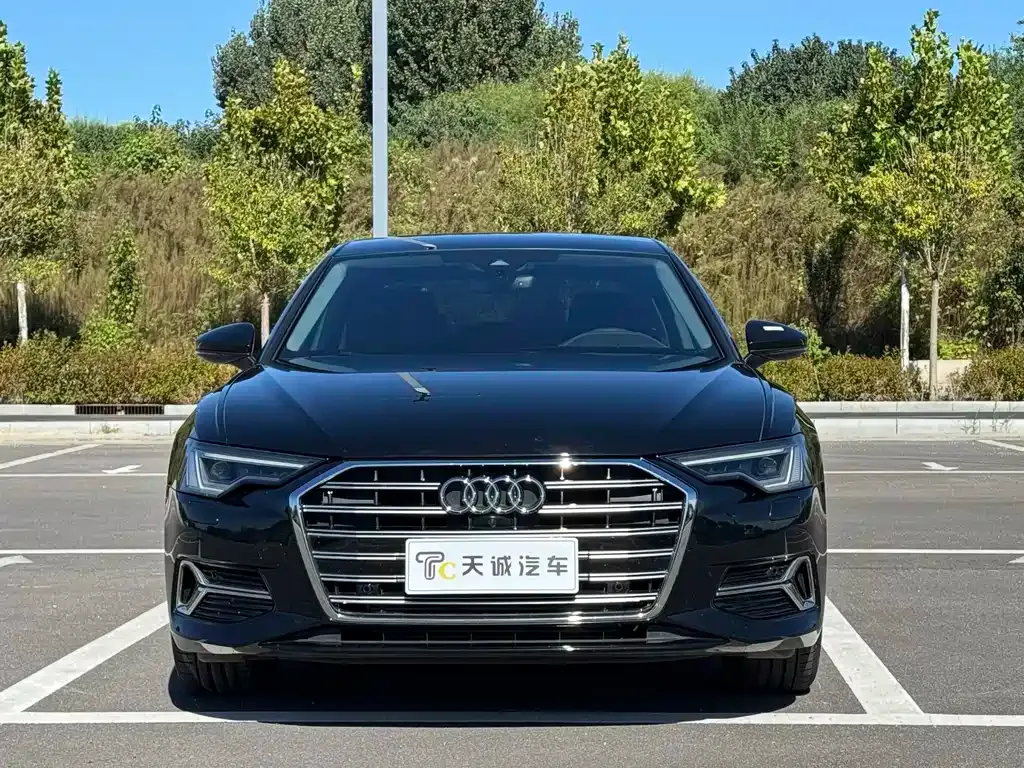 Audi A6L — фото 7