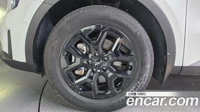 Kia Sorento — фото 9