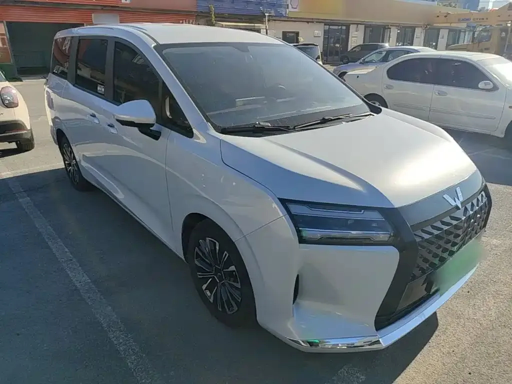 Wuling Xingguang 730 New Energy — фото 3
