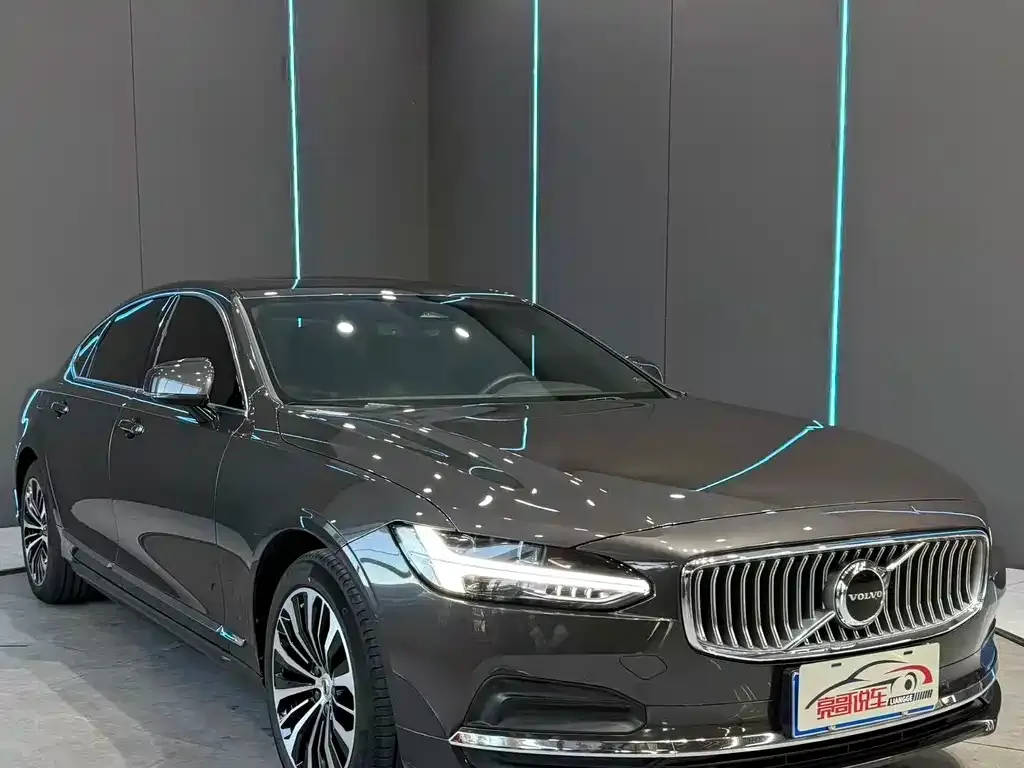Volvo S90 — фото 3