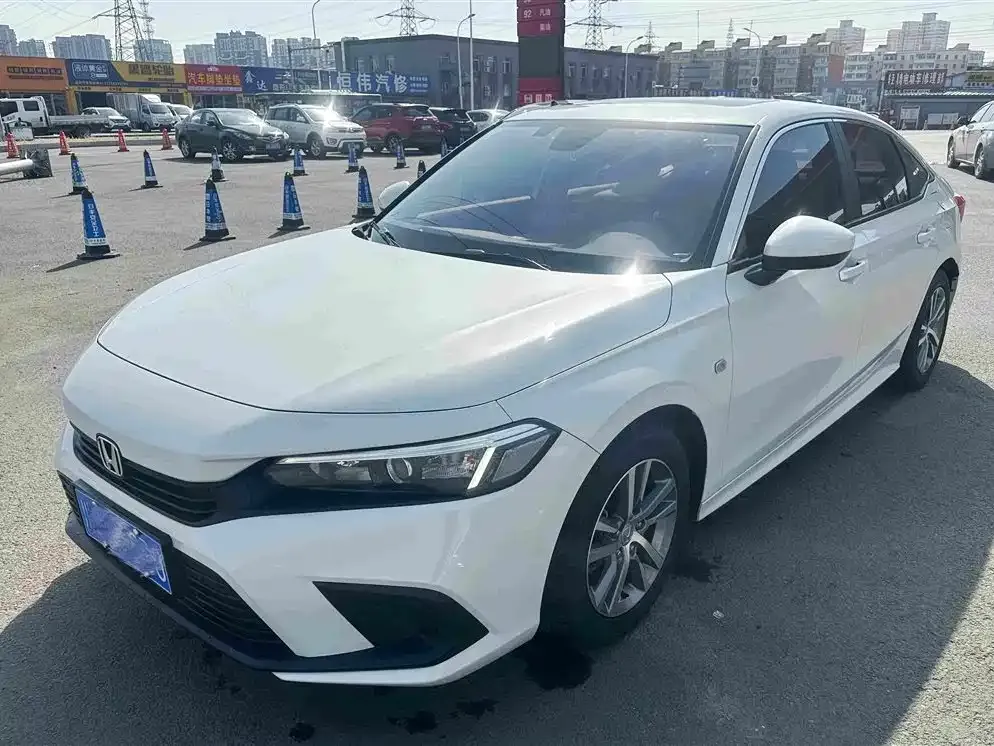 Honda Civic — фото 1
