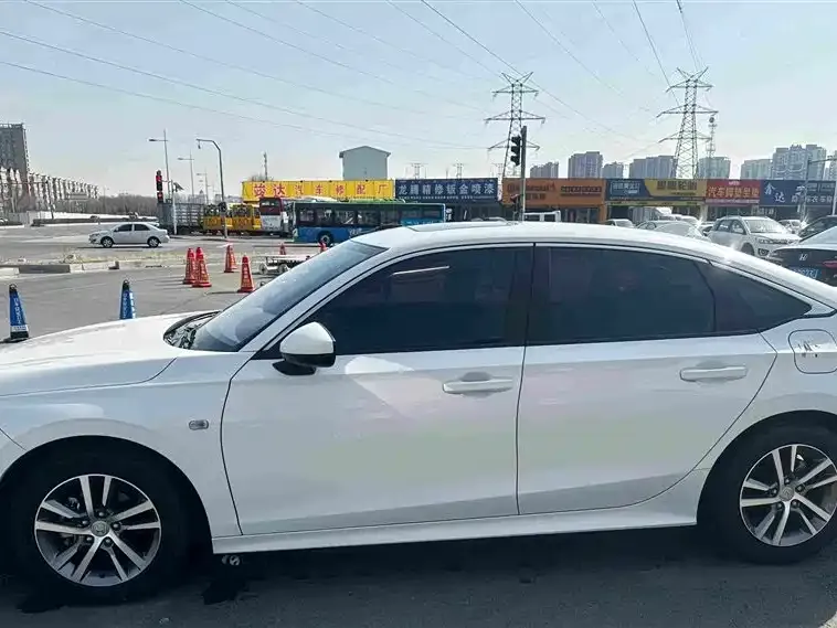 Honda Civic — фото 3