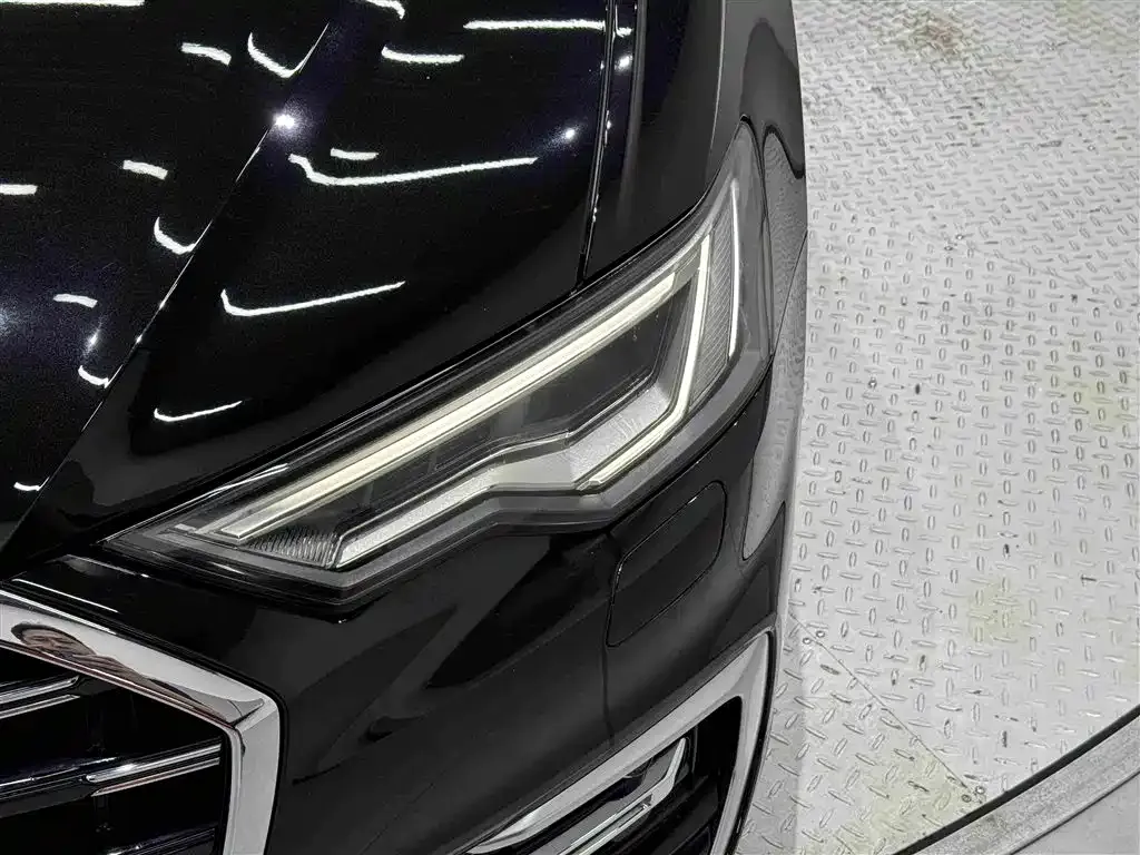 Audi A6L — фото 3