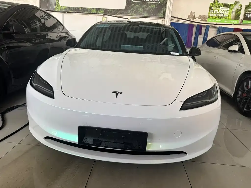 Tesla Model 3 — фото 5