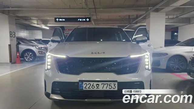 Kia Sorento — фото 1