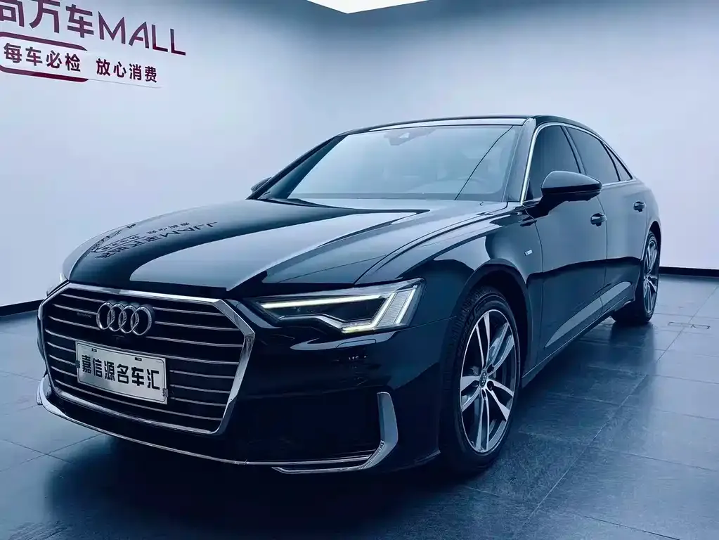 Audi A6L — фото 1