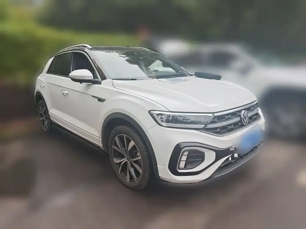 Volkswagen T-Roc — фото 7