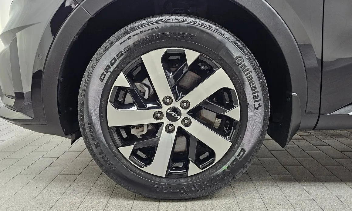 Kia Sorento — фото 9