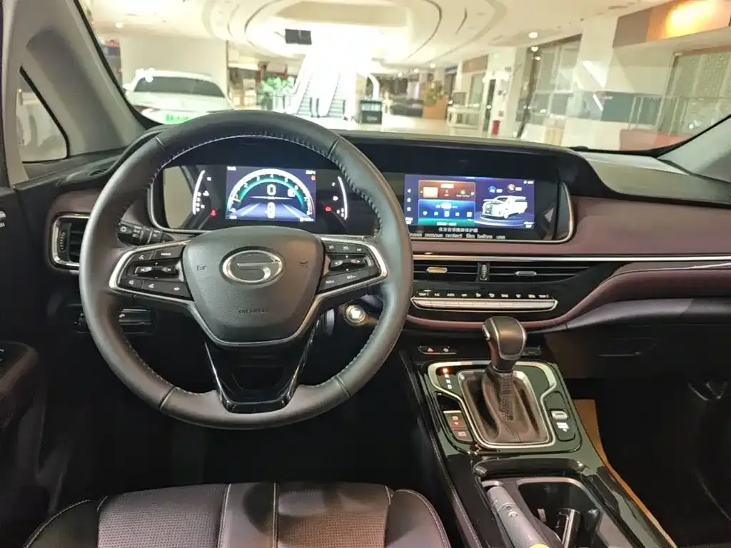 GAC Motor Trumpchi M6 — фото 2