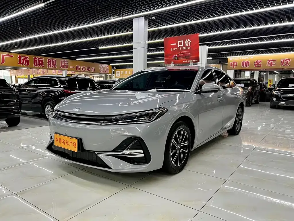 Geely Galaxy A7 EM — фото 1