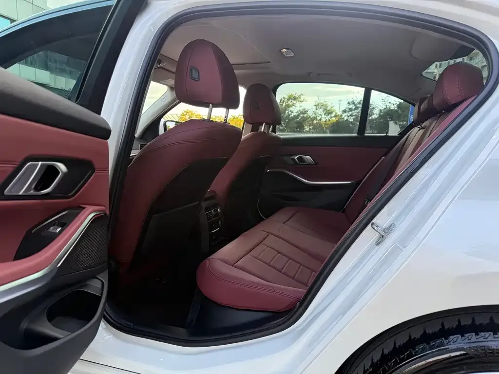 BMW 3 Series — фото 10