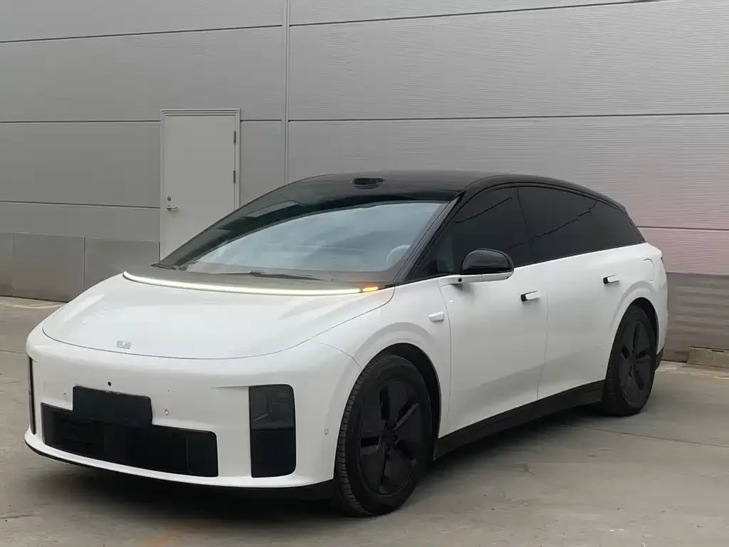 Li Auto Li i6 — фото 4