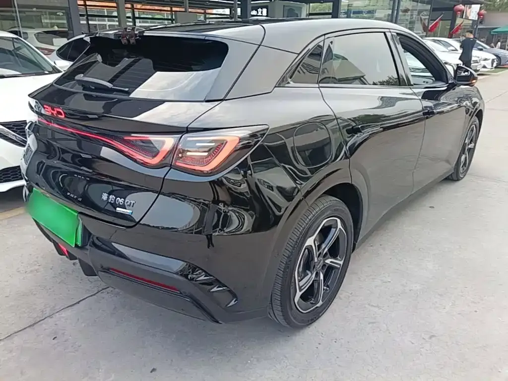 BYD Seal 06GT — фото 7