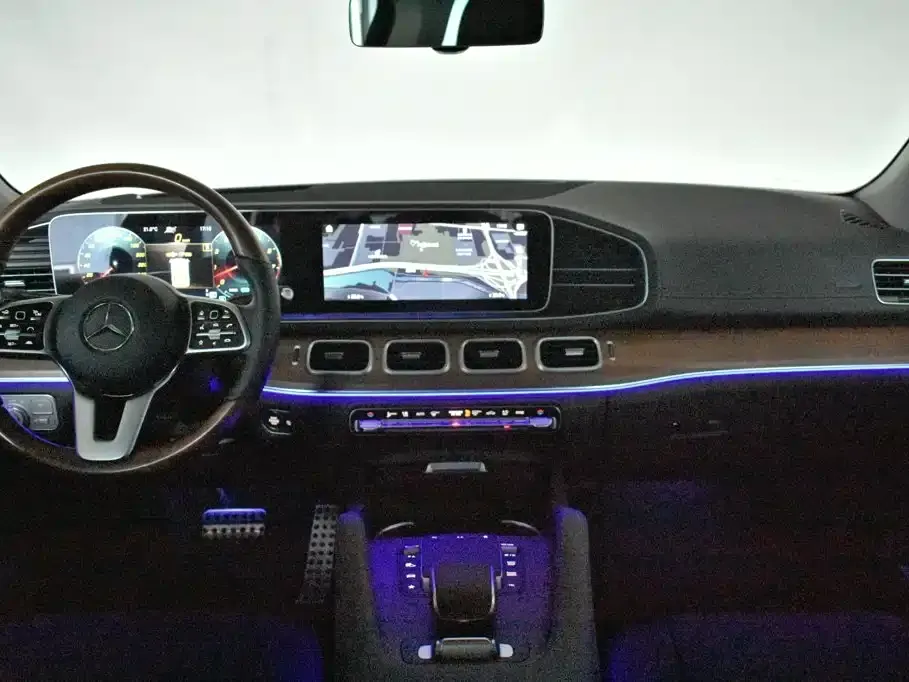 Mercedes-Benz GLS — фото 3