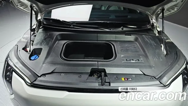 Kia EV3 — фото 10
