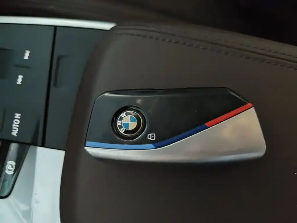 BMW X1 — фото 10