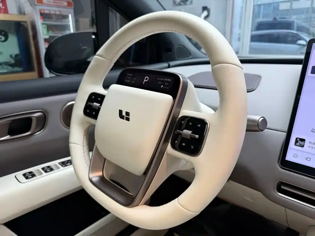 Li Auto Li i6 — фото 3