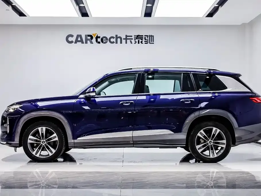 Audi Q6 — фото 6