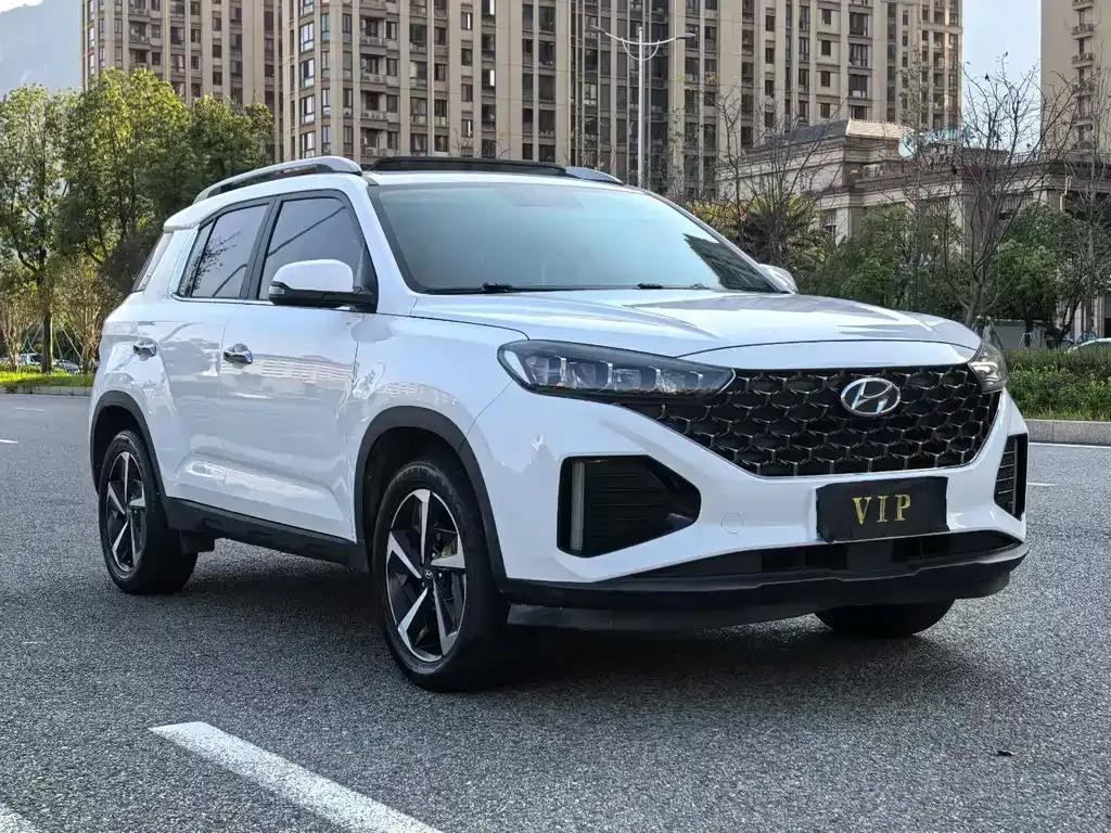Hyundai ix35 — фото 1