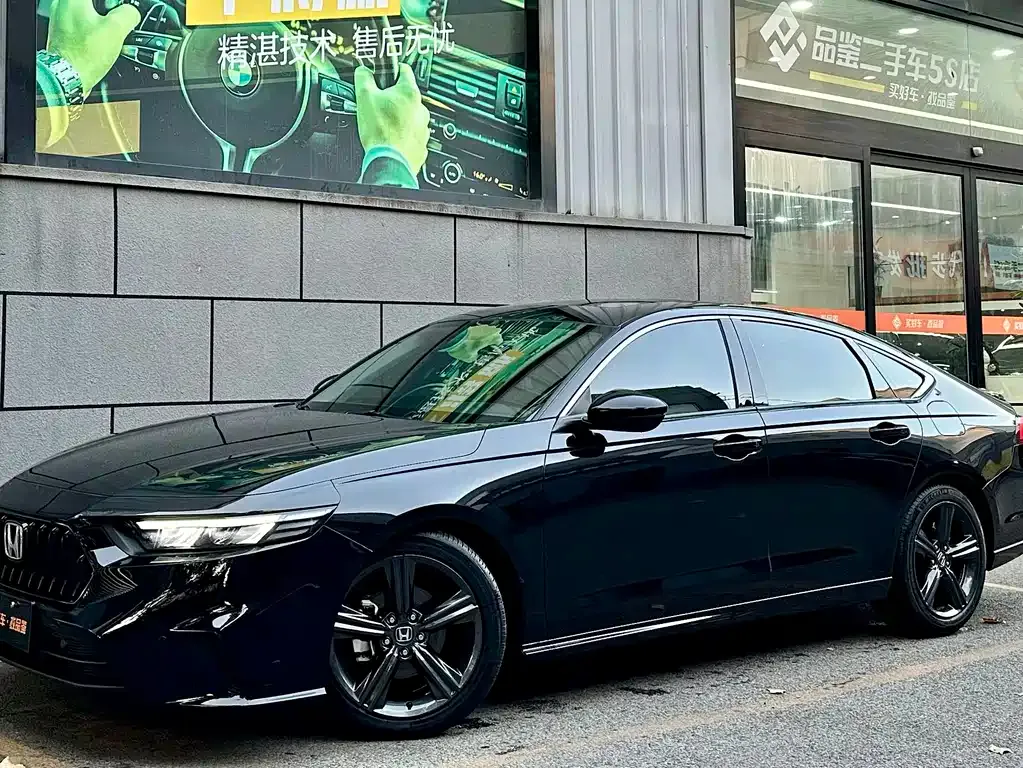 Honda Inspire — фото 1
