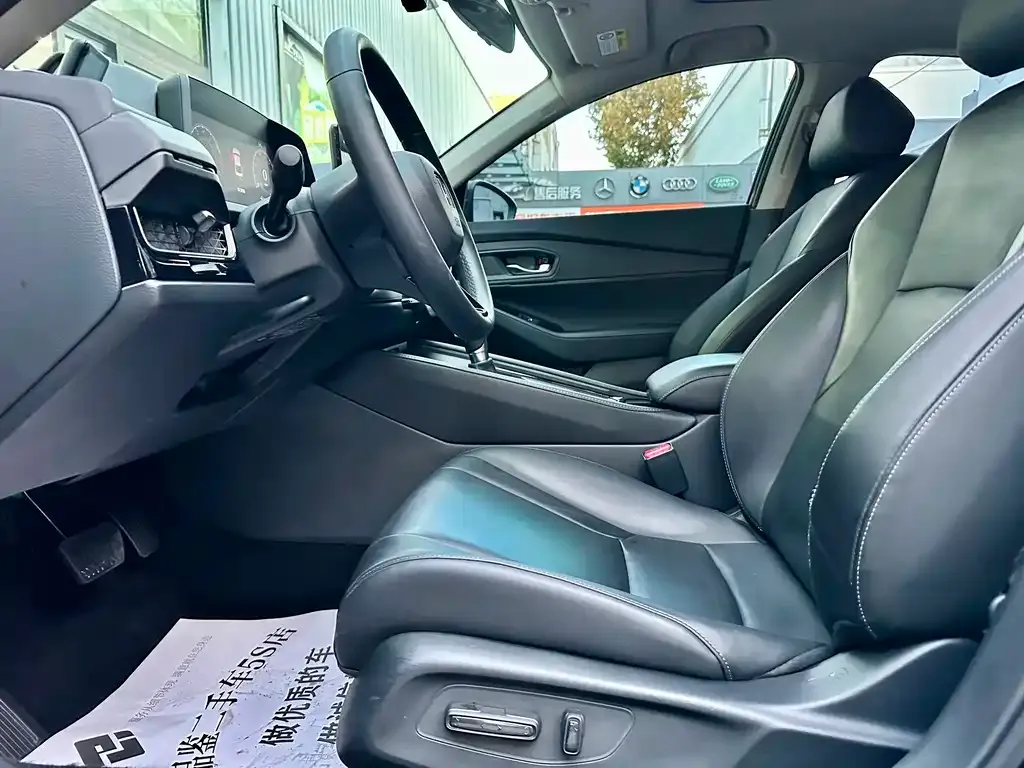 Honda Inspire — фото 10