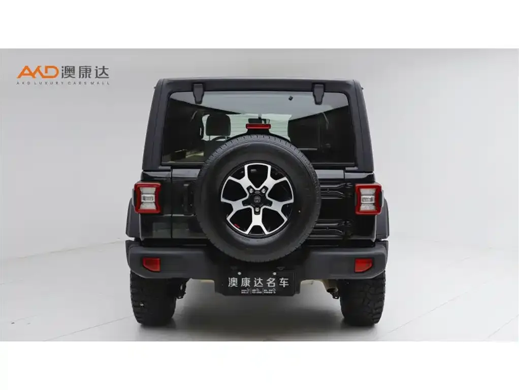 Jeep Wrangler — фото 2