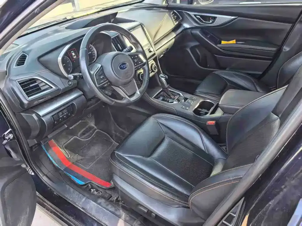 Subaru XV — фото 2