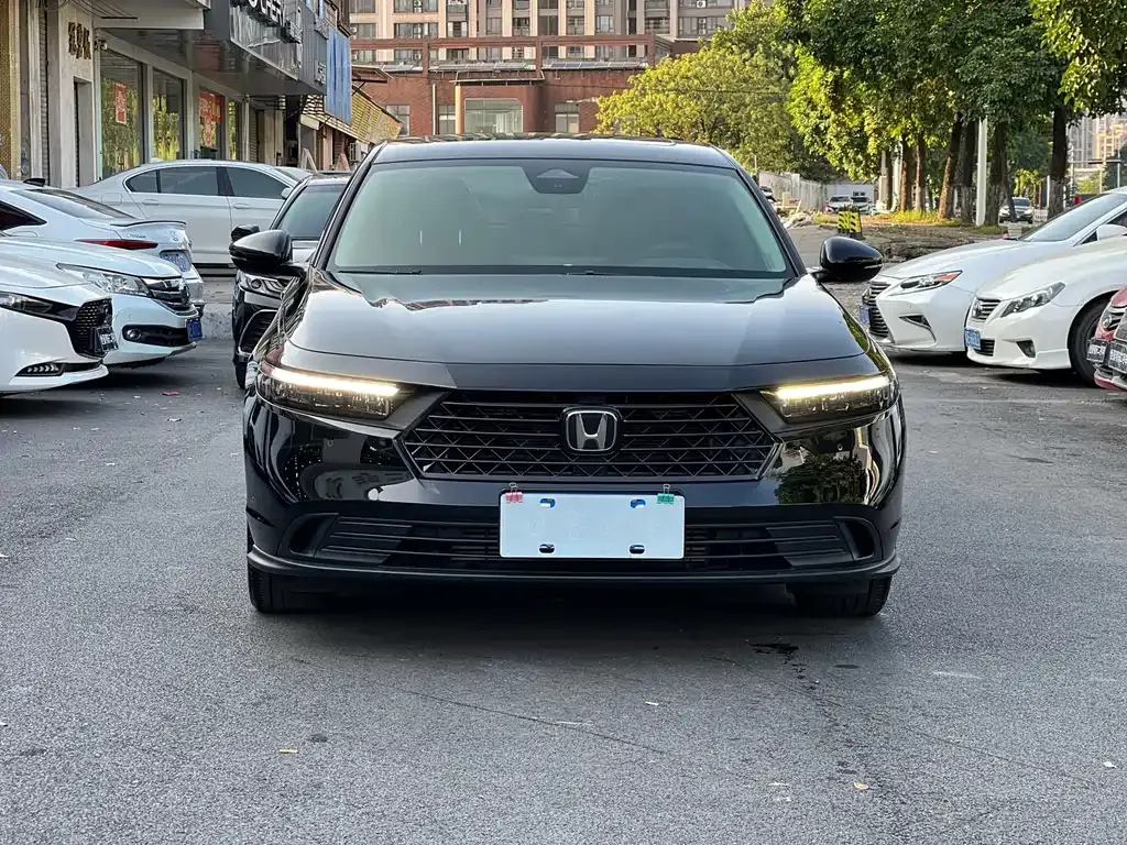 Honda Accord — фото 5
