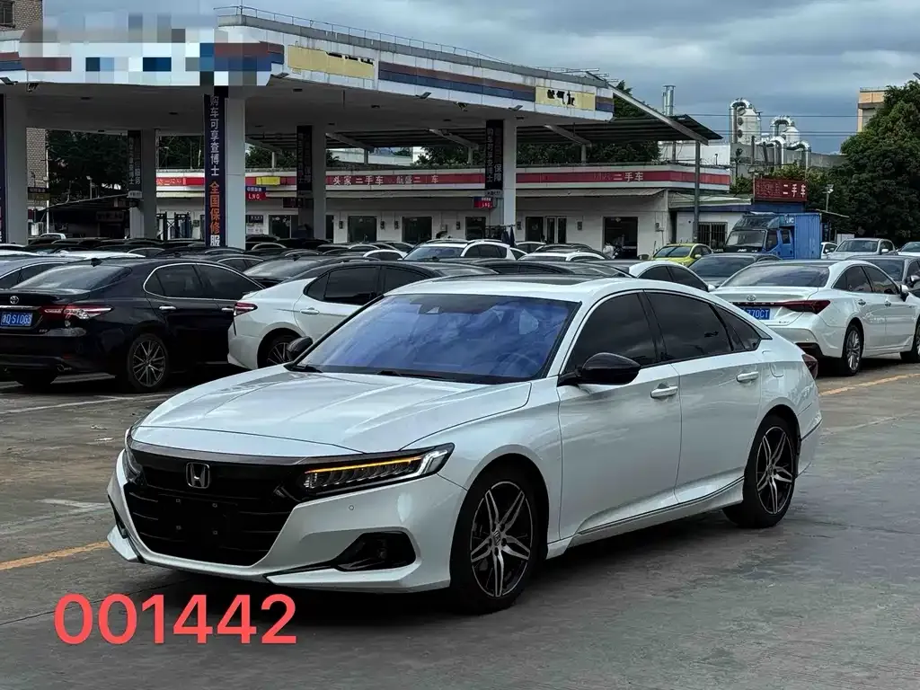 Honda Accord — фото 5