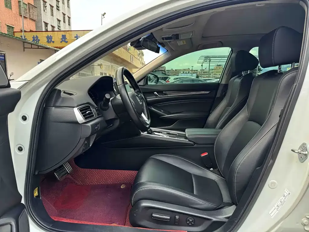 Honda Accord — фото 2