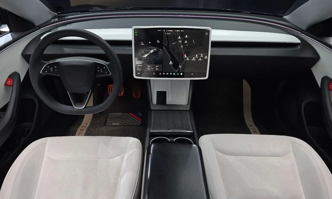 Tesla Model 3 — фото 9