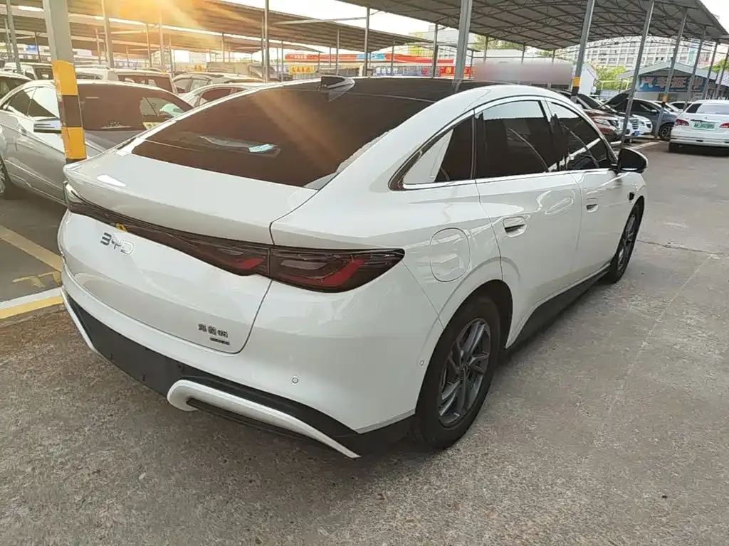 BYD Seal 06 — фото 10