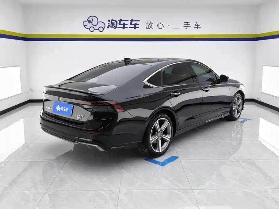 Honda Accord — фото 2
