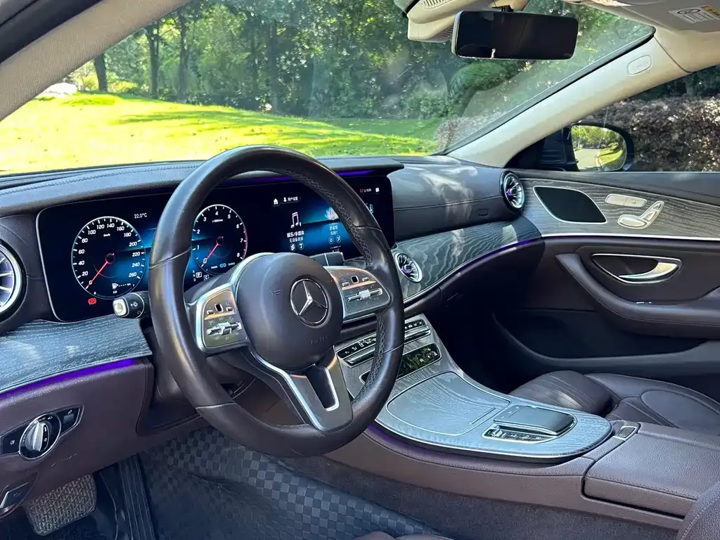Mercedes-Benz CLS — фото 7