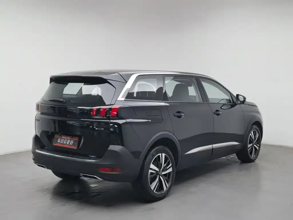 Peugeot 5008 — фото 6