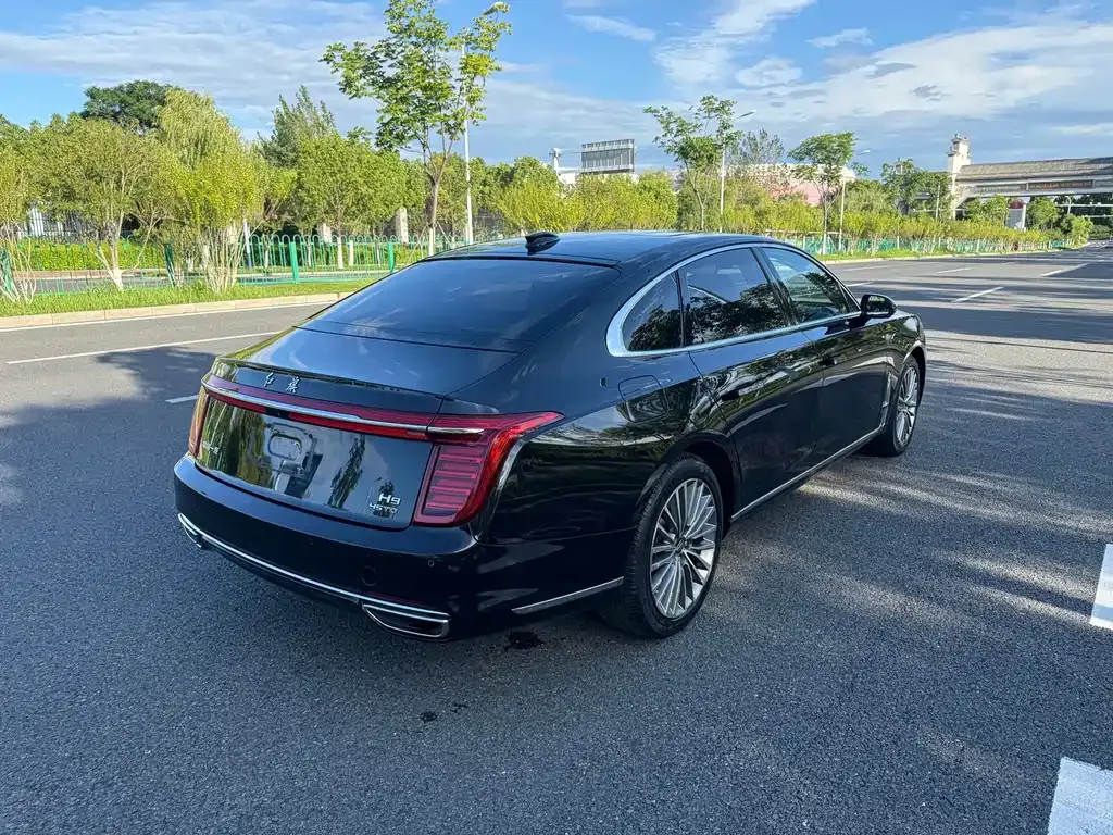 Hongqi H9 — фото 10