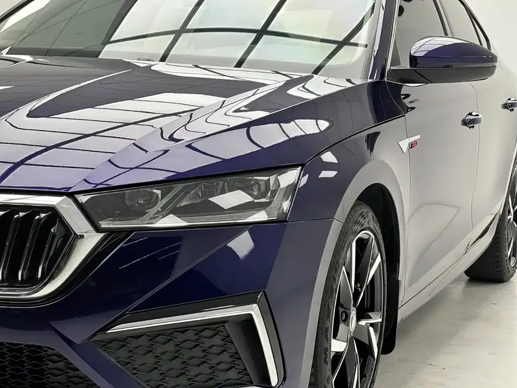 Skoda Octavia — фото 9