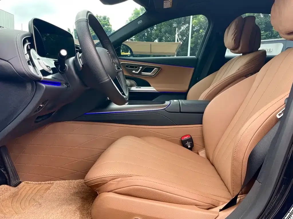 Mercedes-Benz E-Class — фото 9