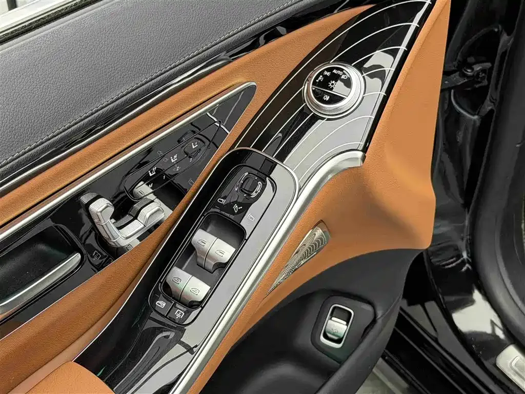 Mercedes-Benz S-Class — фото 10
