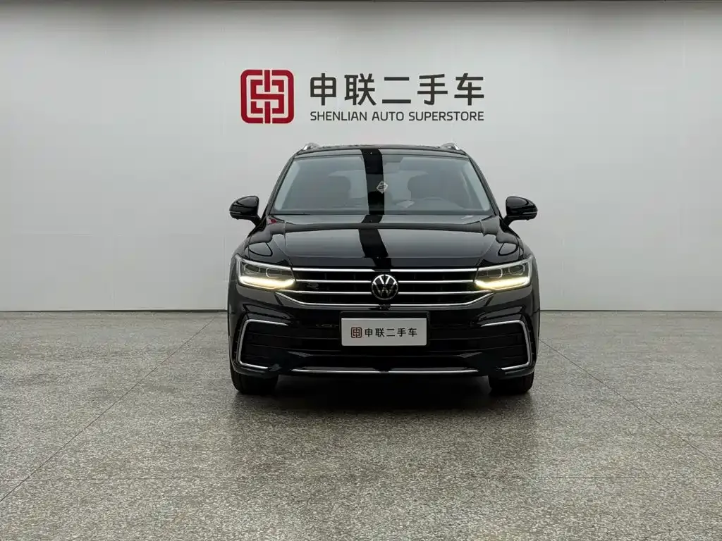 Volkswagen Tiguan L — фото 3