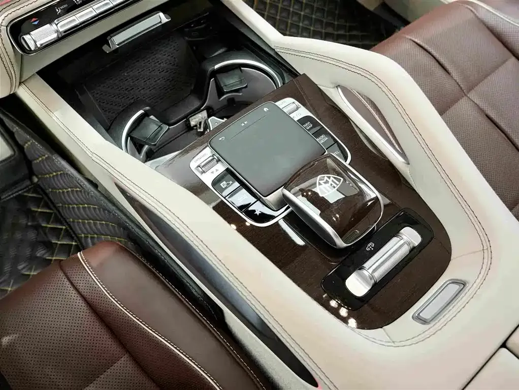 Mercedes-Benz GLS — фото 10