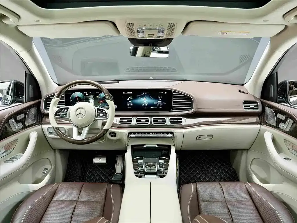 Mercedes-Benz GLS — фото 8