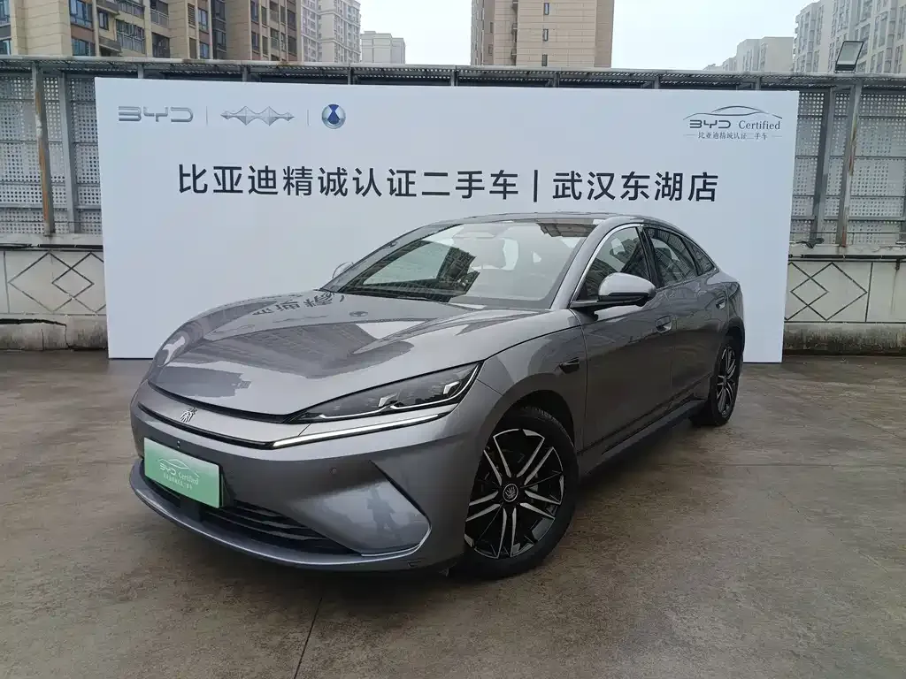 BYD Qin L — фото 1