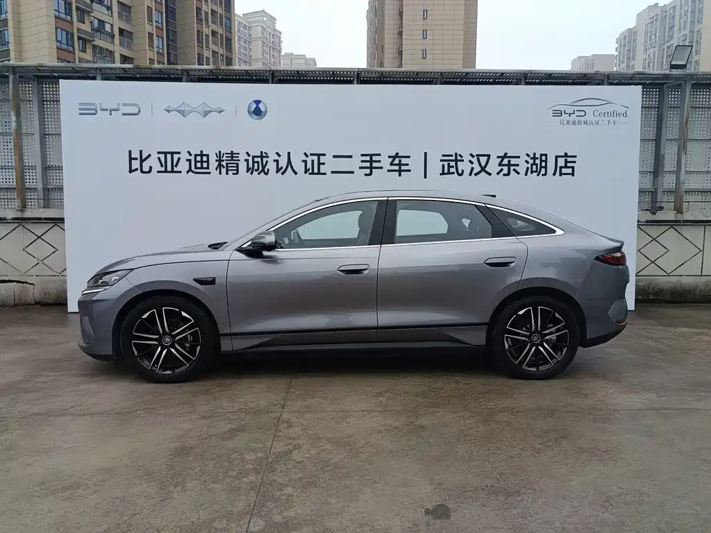 BYD Qin L — фото 7