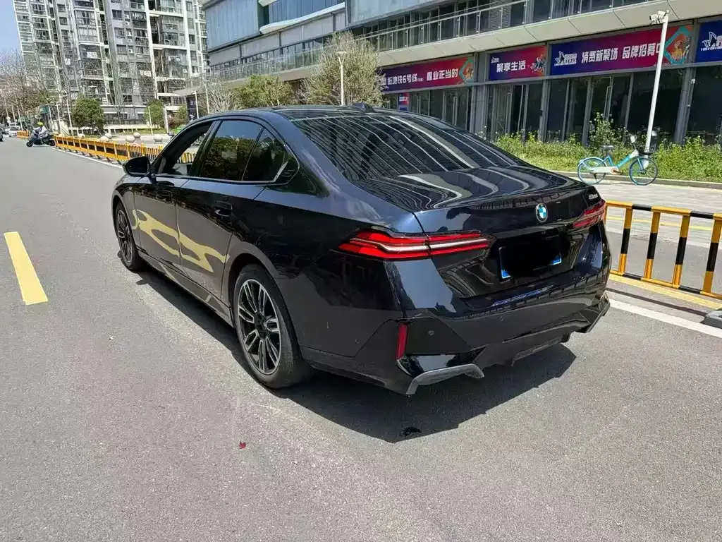 BMW 5 Series (Import) — фото 9
