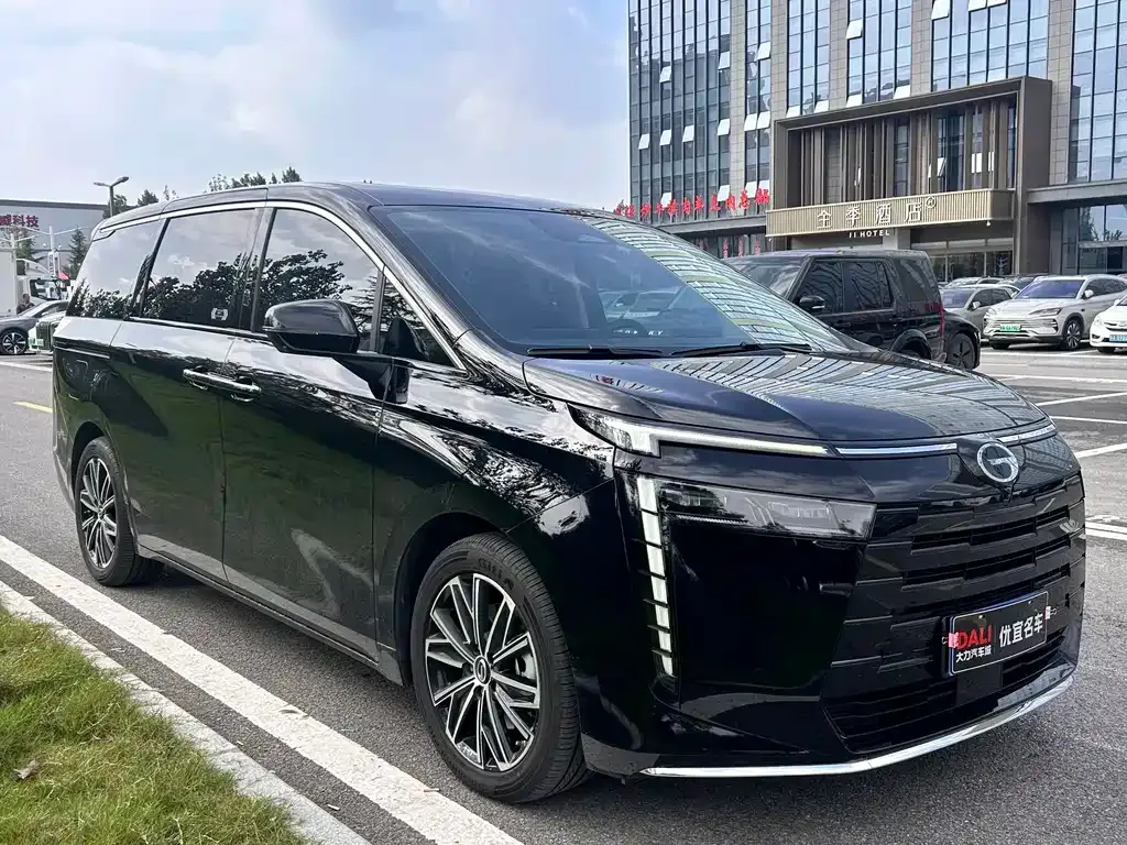 GAC Motor Trumpchi E8 — фото 8