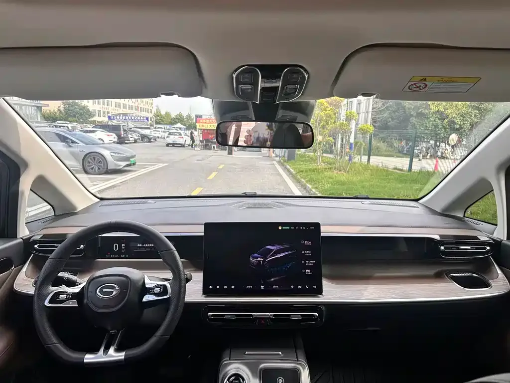 GAC Motor Trumpchi E8 — фото 6